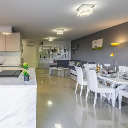 Luxury Pjescana Uvala