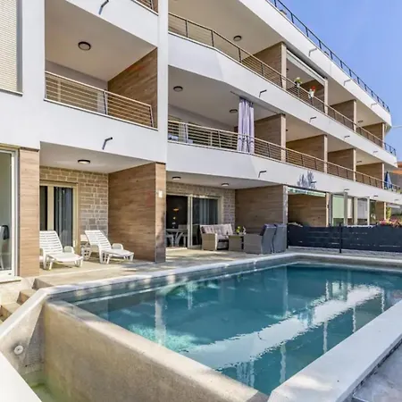 Luxury Pjescana Uvala